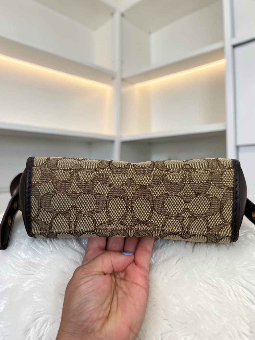 Coach Signature Small Dufflette Crossbody Bag – Khaki/Brown -EUC - Picture 2 of 9